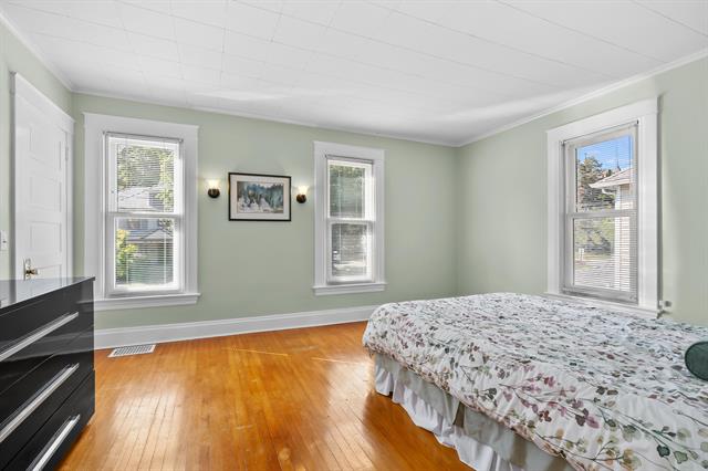 Builiding view fifteen for 115 Monroe, Kalamazoo, MI. 49006