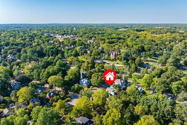 Builiding view forty one for 115 Monroe, Kalamazoo, MI. 49006