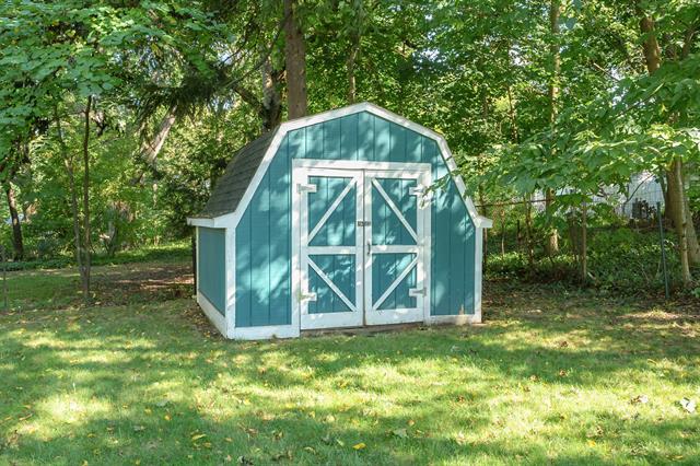 Builiding view thirty one for 115 Monroe, Kalamazoo, MI. 49006