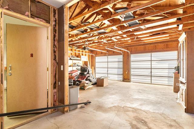 Builiding view five for 735 Marshall, Hastings, MI. 49058