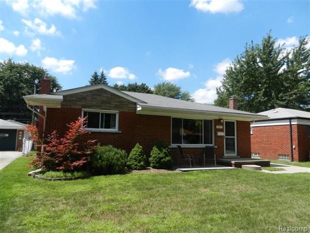 front view for 29475 Milton Ave, Madison Heights, Mi. 48071