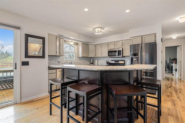 Builiding view nine for 2219 Maguire, Grand Rapids, MI. 49525