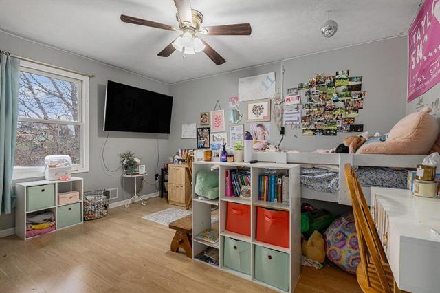 Builiding view seventeen for 2219 Maguire, Grand Rapids, MI. 49525