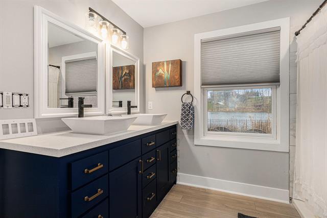 Builiding view twenty three for 2219 Maguire, Grand Rapids, MI. 49525