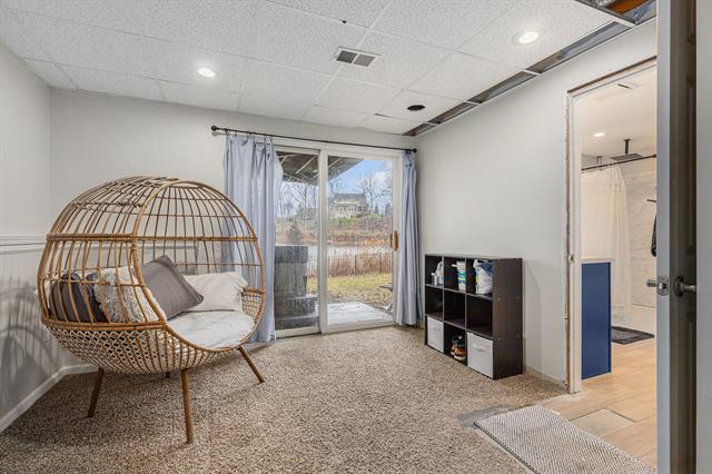 Builiding view twenty for 2219 Maguire, Grand Rapids, MI. 49525