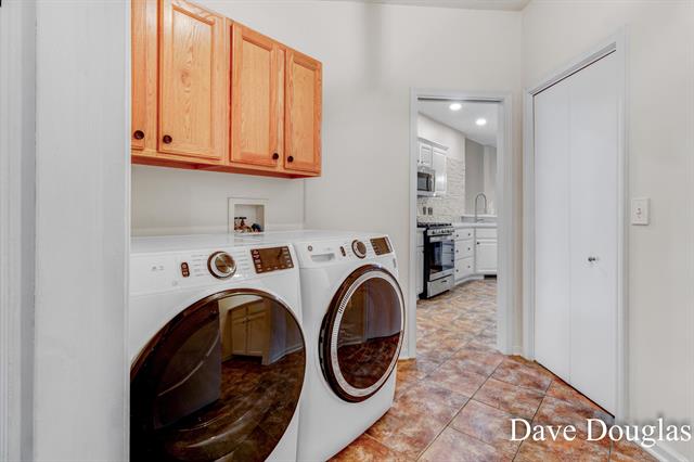 Builiding view nineteen for 3740 Windwood, Rockford, MI. 49341