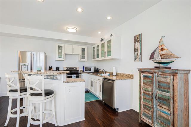 Builiding view twelve for 259 Kalamazoo, South Haven, MI. 49090