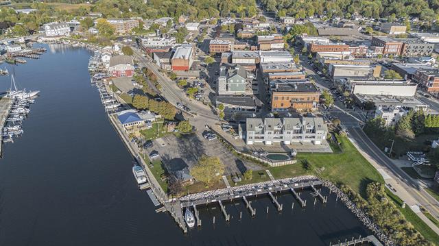 Builiding view twenty nine for 259 Kalamazoo, South Haven, MI. 49090