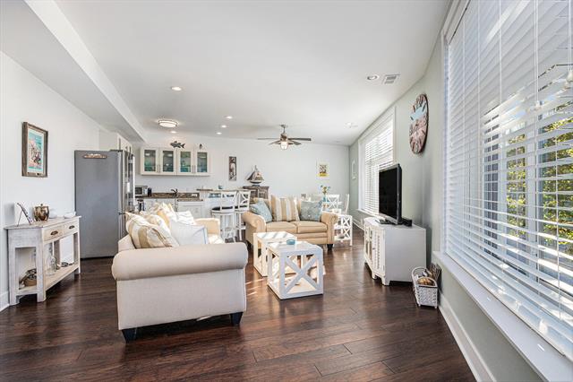 Builiding view twenty three for 259 Kalamazoo, South Haven, MI. 49090