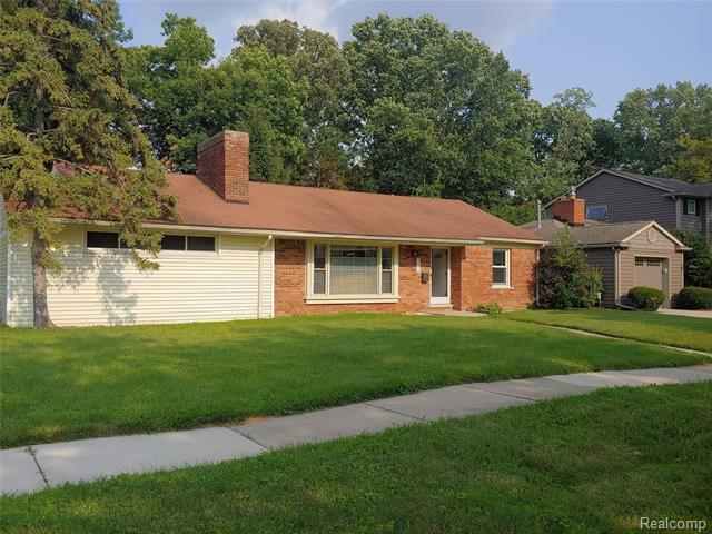 front view for 2456 Maplewood Ave, Royal Oak, Mi. 48073