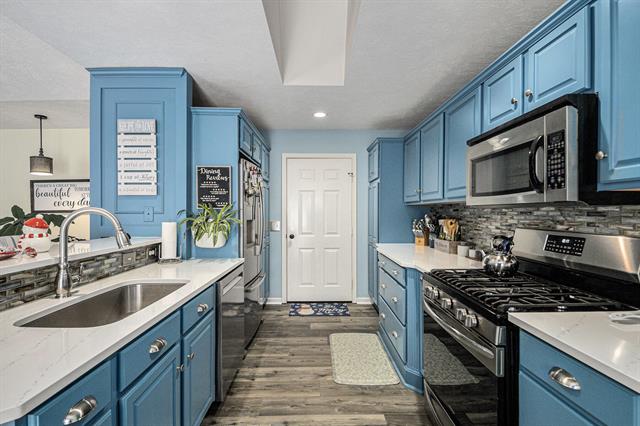 Builiding view seven for 241 Glendale, Rockford, MI. 49341