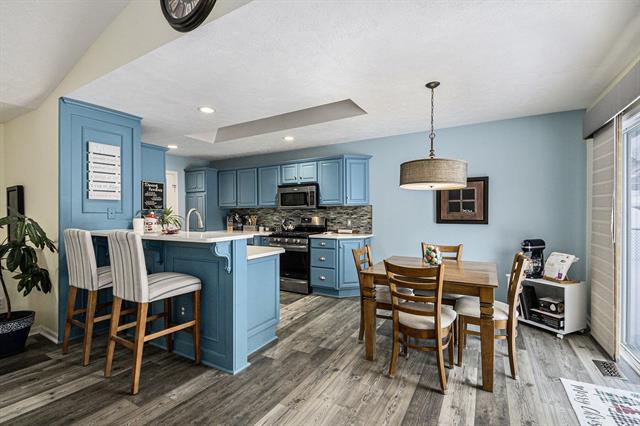 Builiding view six for 241 Glendale, Rockford, MI. 49341