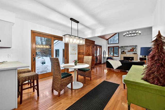 Builiding view eighteen for 18630 Fruitport, Spring Lake, MI. 49456