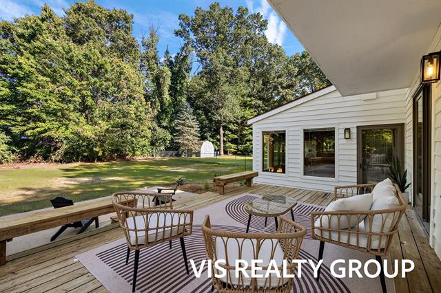 Builiding view five for 18630 Fruitport, Spring Lake, MI. 49456