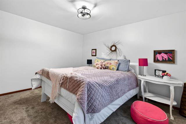 Builiding view forty three for 18630 Fruitport, Spring Lake, MI. 49456