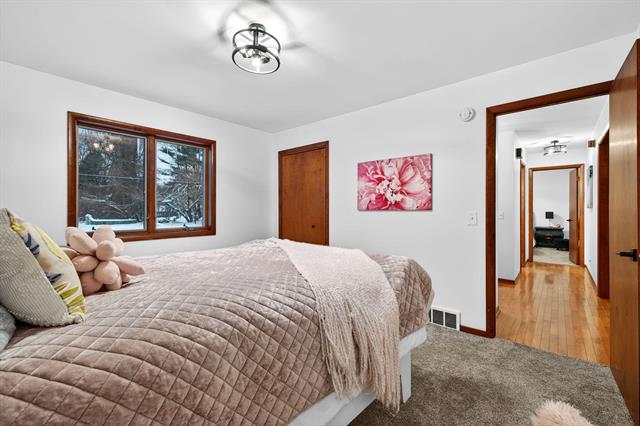 Builiding view forty two for 18630 Fruitport, Spring Lake, MI. 49456