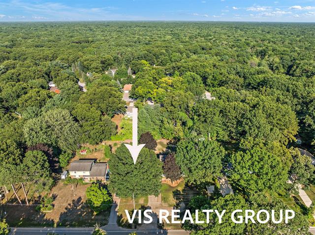 Builiding view seventy two for 18630 Fruitport, Spring Lake, MI. 49456