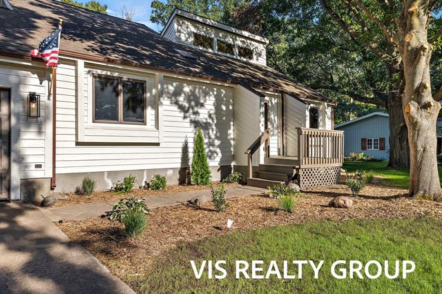 Builiding view sixty four for 18630 Fruitport, Spring Lake, MI. 49456