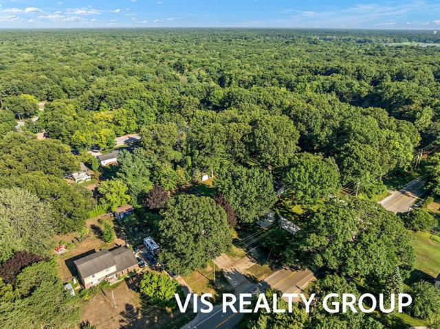 Builiding view sixty seven for 18630 Fruitport, Spring Lake, MI. 49456