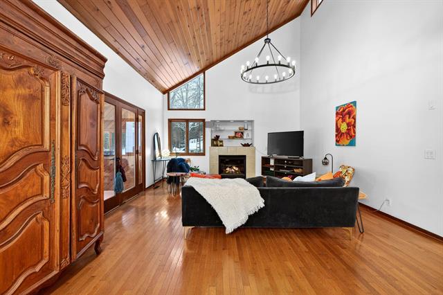 Builiding view ten for 18630 Fruitport, Spring Lake, MI. 49456