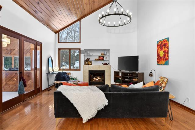 Builiding view twelve for 18630 Fruitport, Spring Lake, MI. 49456