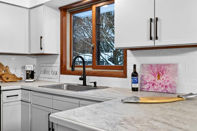 Builiding view twenty nine for 18630 Fruitport, Spring Lake, MI. 49456