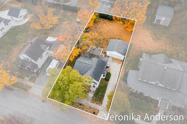 Builiding view five for 307 Ferry, Ludington, MI. 49431