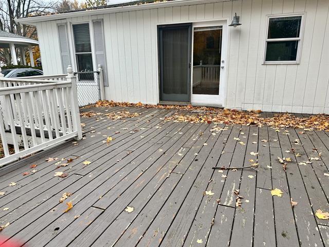 Builiding view thirty for 307 Ferry, Ludington, MI. 49431