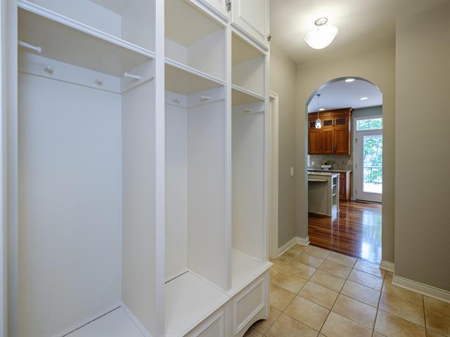 Builiding view twelve for 6311 Bay, Richland, MI. 49083