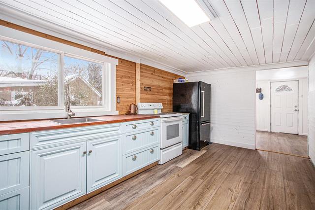 Builiding view six for 389 Parker, Benton Harbor, MI. 49022