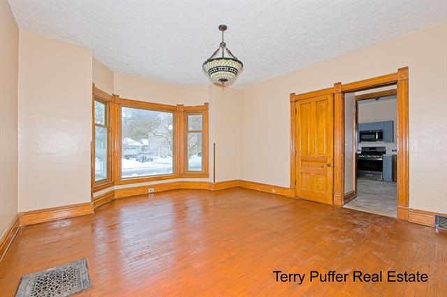 Builiding view eight for 528 Jefferson, Hastings, MI. 49058