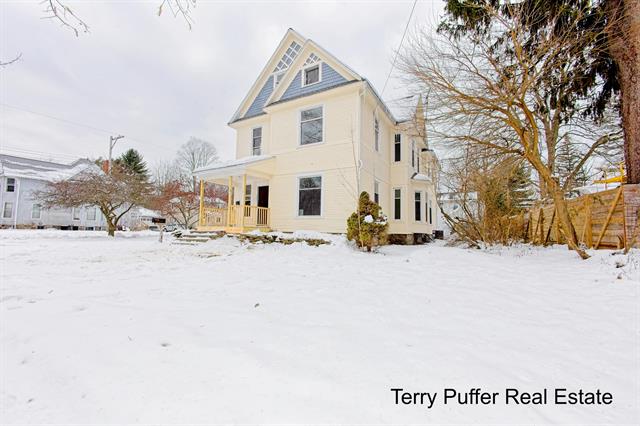 Builiding view forty seven for 528 Jefferson, Hastings, MI. 49058