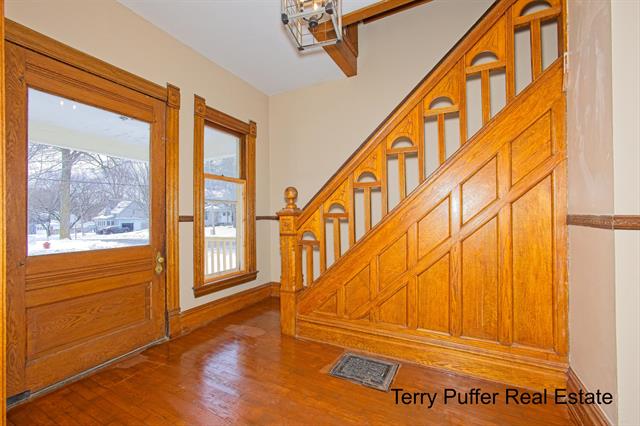 Builiding view twenty for 528 Jefferson, Hastings, MI. 49058