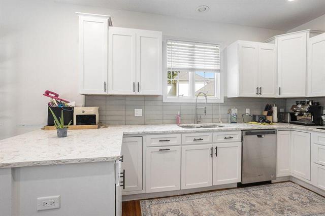 Builiding view nine for 5250 Queen Victoria, Kalamazoo, MI. 49009