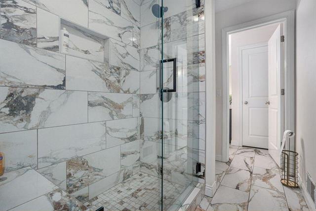 Builiding view seventeen for 5250 Queen Victoria, Kalamazoo, MI. 49009