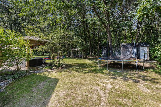 Builiding view thirty eight for 5250 Queen Victoria, Kalamazoo, MI. 49009