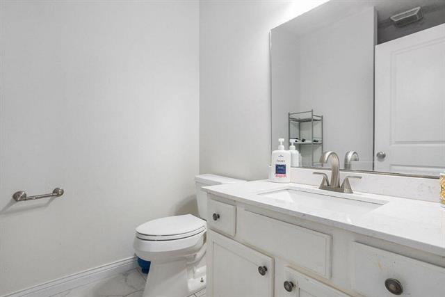 Builiding view twenty six for 5250 Queen Victoria, Kalamazoo, MI. 49009