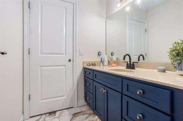 Builiding view twenty two for 5250 Queen Victoria, Kalamazoo, MI. 49009