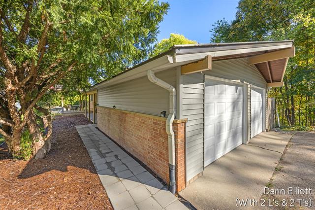 Builiding view eleven for 1731 Horizon, Ionia, MI. 48846