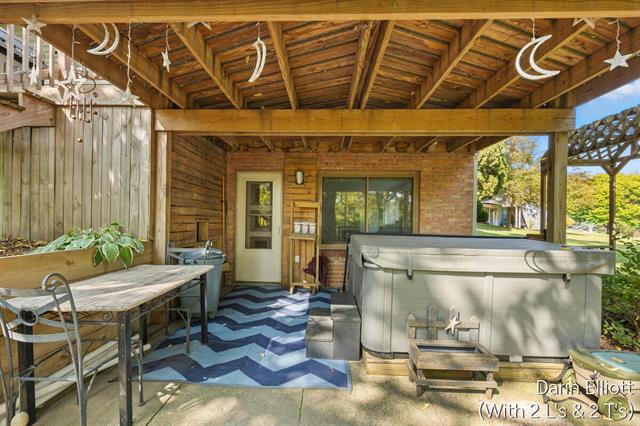 Builiding view thirty six for 1731 Horizon, Ionia, MI. 48846