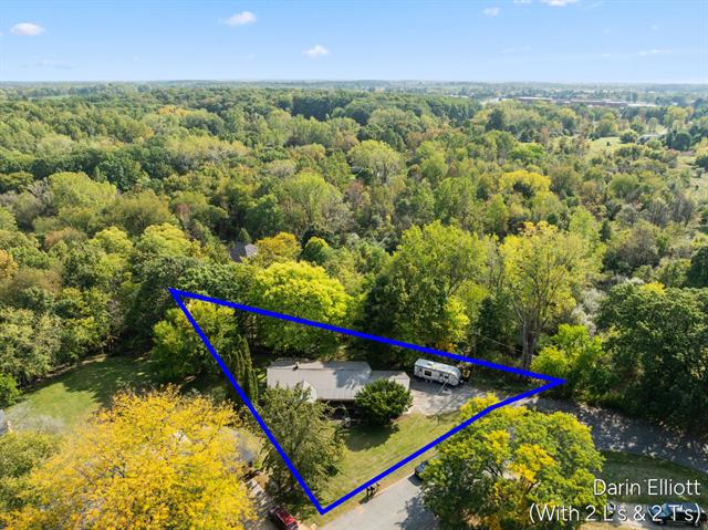 Builiding view three for 1731 Horizon, Ionia, MI. 48846