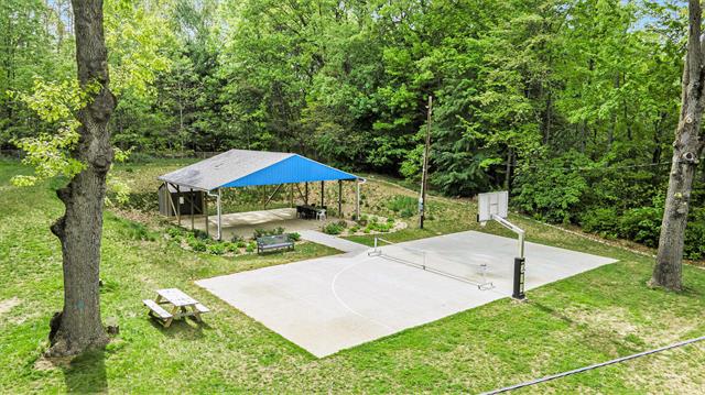 Builiding view forty five for 8420 Je Ne Be, Rockford, MI. 49341