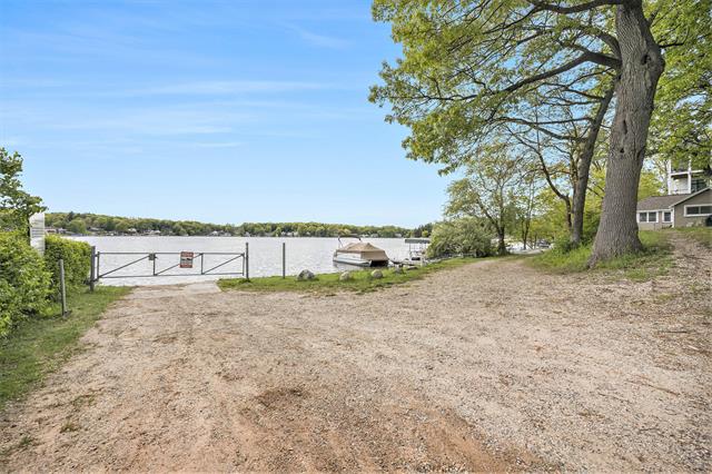 Builiding view forty six for 8420 Je Ne Be, Rockford, MI. 49341