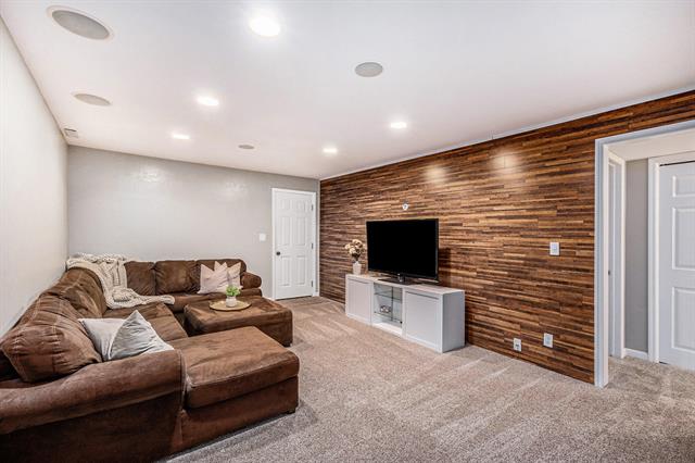 Builiding view twenty five for 8420 Je Ne Be, Rockford, MI. 49341