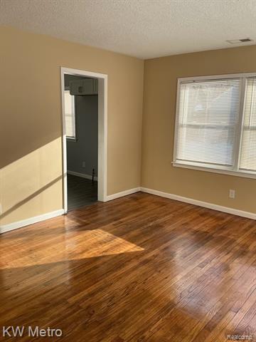 Builiding view five for 15476 Strathmoor, Detroit, MI. 48227