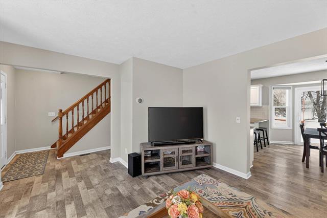 Builiding view six for 1436 Manton, Grand Rapids, MI. 49505