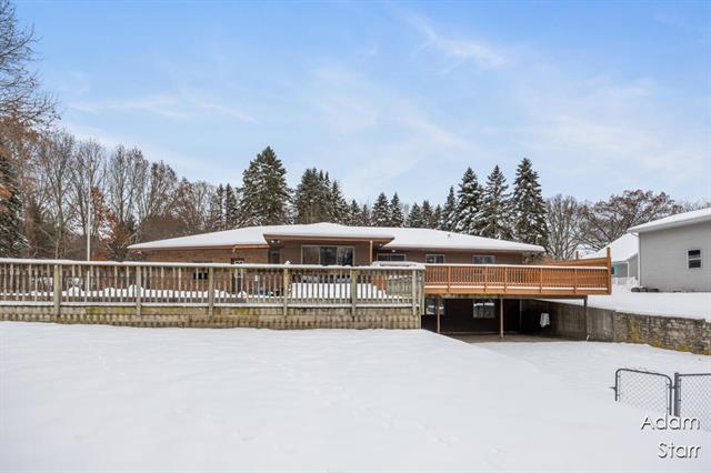 Builiding view forty six for 945 60Th, Wyoming, MI. 49509