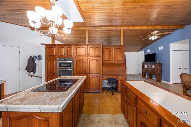 Builiding view ten for 945 60Th, Wyoming, MI. 49509