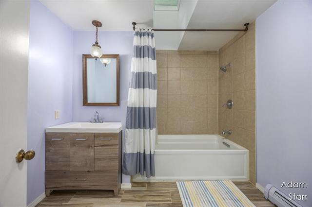 Builiding view twenty five for 945 60Th, Wyoming, MI. 49509