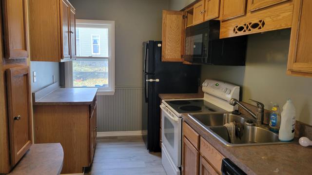 Builiding view three for 726 Lafayette, Greenville, MI. 48838